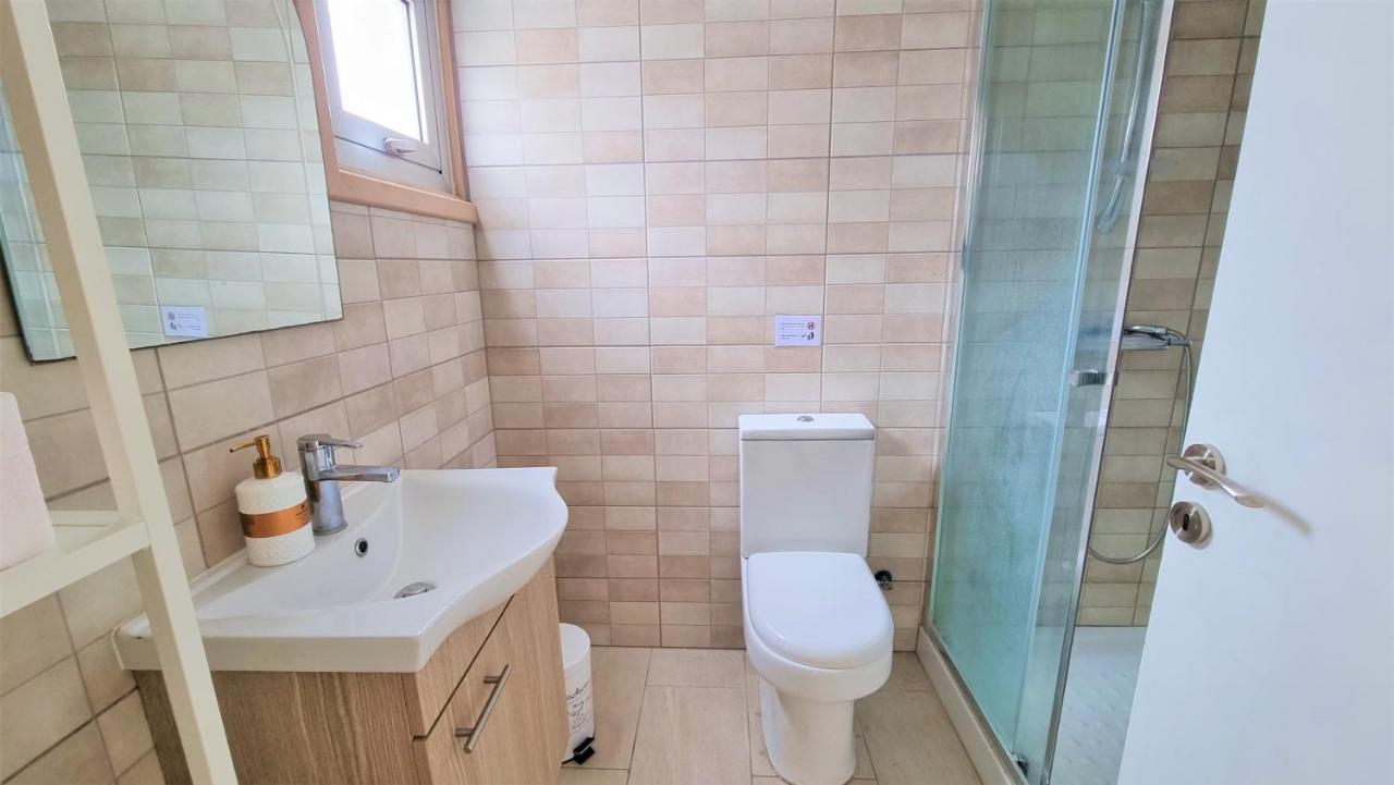 Spacious Lightflooded 2Br Apt / Near Center & Harbour Larnaca Exterior foto