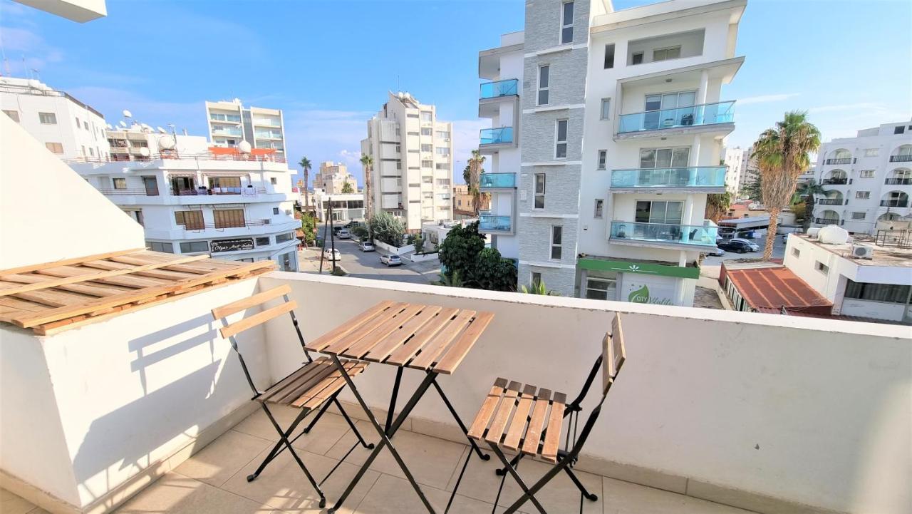 Spacious Lightflooded 2Br Apt / Near Center & Harbour Larnaca Exterior foto